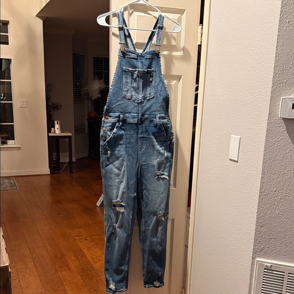 SP black overalls